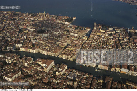 Localizzazione:..VENEZIA..Oggetto:..Soggetto:..CANAL GRANDE E CANNAREGIO / SACCA MISERICORDIA..Cronologia: ....Definizione Culturale:..   Autore: ....   Stile:....   Editori/Stampatori:..   Committenza:..Materia e Tecnica:....Collocazione:..Note:..MONUMENTALE DALL ALTO AEREA..Riproduzione Fotografica:..Graziano Arici/Rosebud2 .Copyright:..Graziano Arici/Rosebud2 .Data:..1996..Costo:..A..
