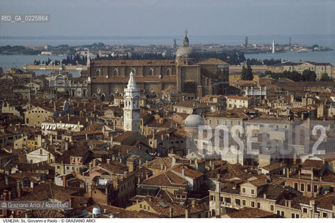 Localizzazione:..VENEZIA / CASTELLO..Oggetto:..Soggetto:..DAL CAMPANILE DI SAN MARCO / SS. GIOVANNI E PAOLO E MURANO..Cronologia: ....Definizione Culturale:..   Autore: ....   Stile:....   Editori/Stampatori:..   Committenza:..Materia e Tecnica:....Collocazione:..Note:..MONUMENTALE DALL ALTO..Riproduzione Fotografica:..Graziano Arici/Rosebud2 .Copyright:..Graziano Arici/Rosebud2 .Data:..1990..Costo:..A..