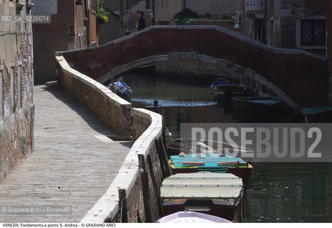 Localizzazione:..VENEZIA / CANNAREGIO..Oggetto:..Soggetto:..FONDAMENTA E PONTE S. ANDREA..Cronologia:.. ..Definizione Culturale:..   Autore:  ..   Stile: ..   Editori/Stampatori:..   Committenza:..Materia e Tecnica:..Collocazione:..Note:..CALLI CAMPI E PONTI..Riproduzione Fotografica:..Copyright:..Graziano Arici/Rosebud2 .Data:..1988..Costo:..A