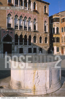 Localizzazione:..VENEZIA / S. MARCO..Oggetto:..Soggetto:..CAMPO S. ANGELO / PALAZZO GRITTI VERA DA POZZO..Cronologia:..XV SECOLO..Definizione Culturale:..   Autore: ..   Stile: ....   Editori/Stampatori:..   Committenza:..Materia e Tecnica:..Collocazione:..Note:..CALLI CAMPI E PONTI..Riproduzione Fotografica:..Copyright:..Graziano Arici/Rosebud2 .Data:..1993..Costo:..A