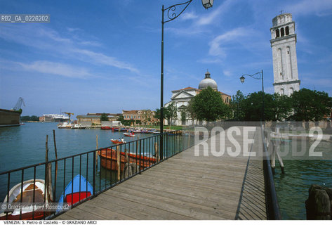 Localizzazione:..VENEZIA / CASTELLO..Oggetto:..Soggetto:..S. PIETRO DI CASTELLO..Cronologia:.. ..Definizione Culturale:..   Autore:  ..   Stile: ..   Editori/Stampatori:..   Committenza:..Materia e Tecnica:..Collocazione:..Note:..CALLI CAMPI E PONTI..Riproduzione Fotografica:..Copyright:..Graziano Arici/Rosebud2 .Data:..1990..Costo:..A