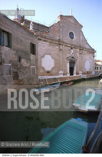 Localizzazione:..VENEZIA / DORSODURO..Oggetto:..Soggetto:..S. ANGELO RAFFAELE / CHIESA E RIO..Cronologia:..XVIII SECOLO..Definizione Culturale:..   Autore: ..FRANCESCO CONTINO..   Stile: ....   Editori/Stampatori:..   Committenza:..Materia e Tecnica:..Collocazione:..Note:..CALLI CAMPI E PONTI..Riproduzione Fotografica:..Copyright:..Graziano Arici/Rosebud2 .Data:..1993..Costo:..A