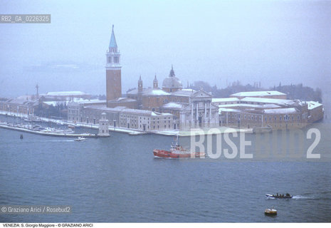 Localizzazione:..VENEZIA / S. MARCO..Oggetto:..Soggetto:..NEVE A S. GIORGIO MAGGIORE..Cronologia: ....Definizione Culturale:..   Autore:....   Stile:..   Editori/Stampatori:..   Committenza:..Materia e Tecnica:....Collocazione:..Note:..INVERNO..Riproduzione Fotografica:..Copyright:..Graziano Arici/Rosebud2 .Data:..1992..Costo:..A