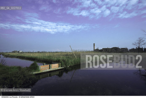 Localizzazione:..VENEZIA / LAGUNA NORD..Oggetto:..Soggetto:..LIO PICCOLO / BARENE E CHIUSE..Cronologia: ....Definizione Culturale:..   Autore:....   Stile:..   Editori/Stampatori:..   Committenza:..Materia e Tecnica:....Collocazione:..Note:..LAGUNA - PESCA..Riproduzione Fotografica:..Copyright:..Graziano Arici/Rosebud2 .Data:..1995..Costo:..A