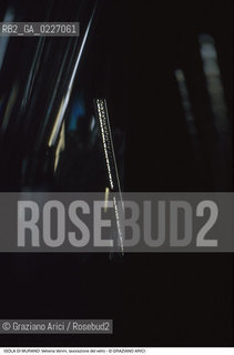 Localizzazione:..VENEZIA / ISOLA DI MURANO..Oggetto:..Soggetto:..VETRERIA VENINI / FORNACE LAVORAZIONE DEL VETRO ARTIGIANATO ATTREZZI CANNE..Cronologia: ....Definizione Culturale:..   Autore:....   Stile:..   Editori/Stampatori:..   Committenza:..Materia e Tecnica:....Collocazione:..Note:..MURANO..Riproduzione Fotografica:..Copyright:..Graziano Arici/Rosebud2 .Data:..1992..Costo:..A
