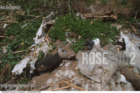 Localizzazione:..CHIOGGIA..Oggetto:..Soggetto:..DISCARICA DI VALDARIO / INQUINAMENTO..Cronologia: ....Definizione Culturale:..   Autore:....   Stile:..   Editori/Stampatori:..   Committenza:..Materia e Tecnica:....Collocazione:..Note:..DISCARICHE..Riproduzione Fotografica:..Copyright:..Graziano Arici/Rosebud2 .Data:..1998..Costo:..A