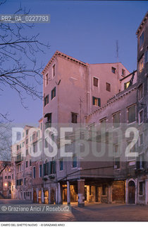 Caption: Nome:..GHETTO NOVO : CASE  IN CAMPO DEL GHETTO NOVO....Localizzazione:..VENEZIA / CANNAREGIO / GHETTO NOVO..VENICE / CANNAREGIO  / GHETTO NOVO   ..Soggetto:..CASE  IN CAMPO DEL GHETTO NOVO..HOUSES  ..Cronologia:......Autore:......Stile:......Editori Stampatori:......Committenza:......Materia e Tecnica:......Collocazione:......Note:......Riproduzione Fotografica:..Graziano Arici/Rosebud2  ....Copyright:..Graziano Arici/Rosebud2/  ....Data:..1994....Costo:..A....Key:..GHETTO NOVO  ESTERNI  ..EXTERIORS