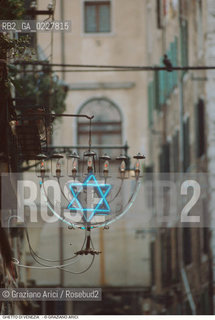 Caption: Nome:..GHETTO VECCHIO  : CALLE DEL GHETTO VECCHIO....Localizzazione:..VENEZIA / CANNAREGIO / GHETTO VECCHIO  ..VENICE / CANNAREGIO  / GHETTO VECCHIO   ..Soggetto:..CALLE DEL GHETTO VECCHIO / STELLA DI DAVID  ..CALLE DEL GHETTO VECCHIO / DAVIDS STAR  ..Cronologia:......Autore:......Stile:......Editori Stampatori:......Committenza:......Materia e Tecnica:......Collocazione:......Note:......Riproduzione Fotografica:..Graziano Arici/Rosebud2  ....Copyright:..Graziano Arici/Rosebud2/  ....Data:..1994....Costo:..A....Key:..GHETTO VECCHIO  ESTERNI  ..EXTERIORS