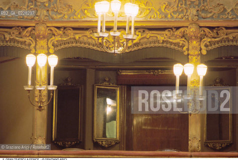 Caption: Nome: ..GRAN TEATRO LA FENICE..Descrizione: ..DECORAZIONI DEI PALCHI / VENEZIA..Credit: ..Graziano Arici/Rosebud2/..Costo: ..A..Nazione: ..ITALIA..Città: ..VENEZIA..Data: ..1985 ca.