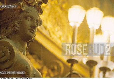 Caption: Nome: ..GRAN TEATRO LA FENICE..Descrizione: ..DECORAZIONE DEI PALCHI CARIATIDE / VENEZIA..Credit: ..Graziano Arici/Rosebud2/..Costo: ..A..Nazione: ..ITALIA..Città: ..VENEZIA..Data: ..1985 ca.