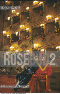 Caption: Nome: ..GRAN TEATRO LA FENICE..Descrizione: ..SALA FESTA DI CARNEVALE / VENEZIA..Credit: ..Graziano Arici/Rosebud2/..Costo: ..A..Nazione: ..ITALIA..Città: ..VENEZIA..Data: ..1985 ca.