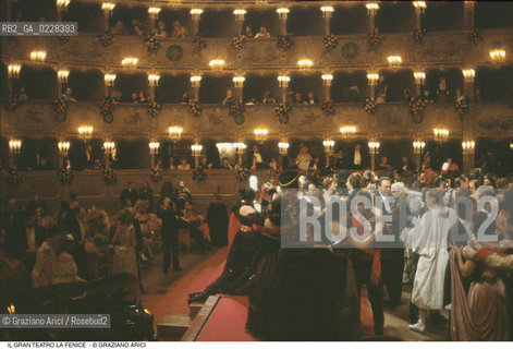 Caption: Nome: ..GRAN TEATRO LA FENICE..Descrizione: ..SALA FESTA DI CARNEVALE / VENEZIA BALLO..Credit: ..Graziano Arici/Rosebud2/..Costo: ..A..Nazione: ..ITALIA..Città: ..VENEZIA..Data: ..1985 ca.