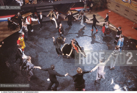 Caption: Nome: ..GRAN TEATRO LA FENICE..Descrizione: ..SALA FESTA DI CARNEVALE / VENEZIA..Credit: ..Graziano Arici/Rosebud2/..Costo: ..A..Nazione: ..ITALIA..Città: ..VENEZIA..Data: ..1985 ca.