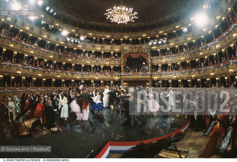 Caption: Nome: ..GRAN TEATRO LA FENICE..Descrizione: ..SALA FESTA DI CARNEVALE / VENEZIA..Credit: ..Graziano Arici/Rosebud2/..Costo: ..A..Nazione: ..ITALIA..Città: ..VENEZIA..Data: ..1985 ca.