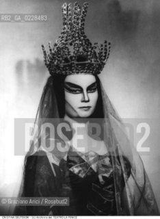 Nome: ..DEUTEKOM CRISTINA..Descrizione: ..MUSICA CLASSICA CANTANTE LIRICA SOPRANO..Credit:..ARCHIVIO STORICO DEL TEATRO LA FENICE/..Costo: ..A..Nazione: ..OLANDA..Città:..VENEZIA..Data: ..196?....La cessione dei diritti di questa immagine si intende per quanto di nostra competenza. Non comprende invece le eventuali spese  relative a diritti che potranno essere richiesti dagli Enti o persone fisiche cui appartengono eventualmente i soggetti  ripresi. Tali costi, ove necessari, e l’espletamento di qualsivoglia pratica di richiesta di concessione del permesso di pubblicazione sono esclusivamente a carico e a cura del soggetto acquirente di questa immagine.