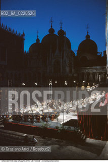 Caption: Nome: ..ORCHESTRA DEL GRAN TEATRO LA FENICE..Descrizione: ..PALAZZO DUCALE / VENEZIA REQUIEM DI VERDI..Credit: ..Graziano Arici/Rosebud2/..Costo: ..A..Nazione: ..ITALIA..Città: ..VENEZIA..Data: ..1985 ca.