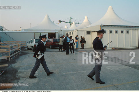 Caption: Nome: ..GRAN TEATRO LA FENICE..Descrizione: ..SEQUESTRO DEL PALAFENICE / TRONCHETTO..Credit: ..Graziano Arici/Rosebud2/..Costo: ..A..Nazione: ..ITALIA..Città: ..VENEZIA..Data: ..1996