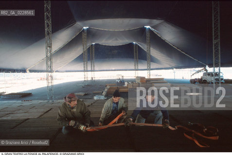Caption: Nome: ..GRAN TEATRO LA FENICE..Descrizione: ..COSTRUZIONE DEL PALAFENICE / TRONCHETTO..Credit: ..Graziano Arici/Rosebud2/..Costo: ..A..Nazione: ..ITALIA..Città: ..VENEZIA..Data: ..1996