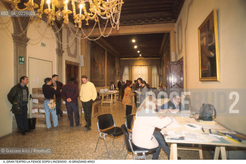 Caption: Nome: ..GRAN TEATRO LA FENICE..Descrizione: ..SISTEMAZIONE PREVVISORIA DEGLI UFFICI DOPO LINCENDIO / VENEZIA..Credit: ..Graziano Arici/Rosebud2/..Costo: ..A..Nazione: ..ITALIA..Città: ..VENEZIA..Data: ..FEBBRAIO 1996