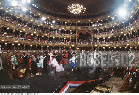 Caption: Nome: ..GRAN TEATRO LA FENICE..Descrizione: ..SALA FESTA DI CARNEVALE / VENEZIA..Credit: ..Graziano Arici/Rosebud2/..Costo: ..A..Nazione: ..ITALIA..Città: ..VENEZIA..Data: ..1985 ca.