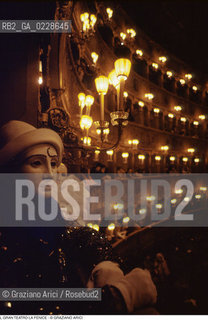Caption: Nome: ..GRAN TEATRO LA FENICE..Descrizione: ..PALCHI FESTA DI CARNEVALE / VENEZIA..Credit: ..Graziano Arici/Rosebud2/..Costo: ..A..Nazione: ..ITALIA..Città: ..VENEZIA..Data: ..1985 ca...