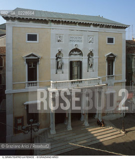 Caption: Nome: ..GRAN TEATRO LA FENICE..Descrizione: ..FACCIATA  / VENEZIA..Credit: ..Graziano Arici/Rosebud2/..Costo: ..A..Nazione: ..ITALIA..Città: ..VENEZIA..Data: ..1985 c.a.