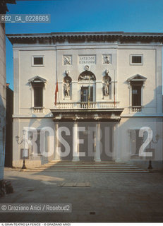 Caption: Nome: ..GRAN TEATRO LA FENICE..Descrizione: ..FACCIATA  / VENEZIA..Credit: ..Graziano Arici/Rosebud2/..Costo: ..A..Nazione: ..ITALIA..Città: ..VENEZIA..Data: ..1985 c.a.
