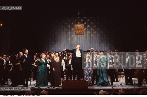 Caption: Nome: ..GRAN TEATRO LA FENICE..Descrizione: ..MUSICA CLASSICA / CONCERTO PER IL BICENTENARIO / CON I SOPRANI MARILYN HORNE, KATIA RICCIARELLI, RAJNA KABAIWANSKA, IL DIRETTORE DORCHESTRA PRETRE GEORGES E LORCHESTRA DEL TEATRO LA FENICE / VENEZIA..Credit: ..Graziano Arici/Rosebud2/..Costo: ..A..Nazione: ..ITALIA..Città: ..VENEZIA..Data: ..16/05/92..La cessione dei diritti di questa immagine si intende per quanto di nostra competenza. Non comprende invece le eventuali spese  relative a diritti che potranno essere richiesti dagli Enti o persone fisiche cui appartengono eventualmente i soggetti  ripresi. Tali costi, ove necessari, e l’espletamento di qualsivoglia pratica di richiesta di concessione del permesso di pubblicazione sono esclusivamente a carico e a cura del soggetto acquirente di questa immagine.