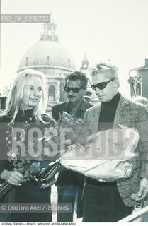 Caption: Nome:..KARAJAN HERBERT VON..Descrizione:..MUSICA MOGLIE DIRETTORE DORCHESTRA GIUSEPPE PUGLIESE..Credit:..ARCHIVIO STORICO DEL TEATRO LA FENICE/..Costo:..A..Nazione:..ITALIA..Città:..VENEZIA..Data:..196?..La cessione dei diritti di questa immagine si intende per quanto di nostra competenza. Non comprende invece le eventuali spese  relative a diritti che potranno essere richiesti dagli Enti o persone fisiche cui appartengono eventualmente i soggetti  ripresi. Tali costi, ove necessari, e l’espletamento di qualsivoglia pratica di richiesta di concessione del permesso di pubblicazione sono esclusivamente a carico e a cura del soggetto acquirente di questa immagine.