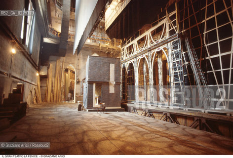 Caption: Nome: ..GRAN TEATRO LA FENICE..Descrizione: ..PALCOSCENICO  / VENEZIA..Credit: ..Graziano Arici/Rosebud2/..Costo: ..A..Nazione: ..ITALIA..Città: ..VENEZIA..Data: ..1985 c.a.