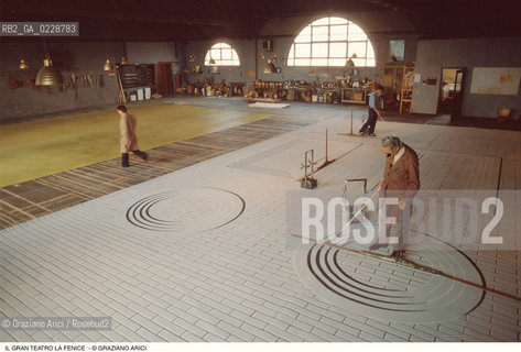 Caption: Nome: ..GRAN TEATRO LA FENICE..Descrizione: ..SALA SCENOGRAFIE  / VENEZIA..Credit: ..Graziano Arici/Rosebud2/..Costo: ..A..Nazione: ..ITALIA..Città: ..VENEZIA..Data: ..1985 c.a.