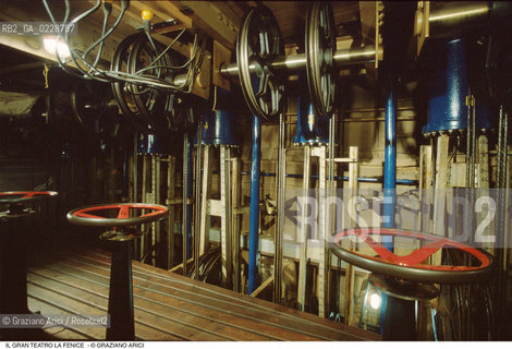 Caption: Nome: ..GRAN TEATRO LA FENICE..Descrizione: ..PALCOSCENICO  / VENEZIA SALA MACCHINE..Credit: ..Graziano Arici/Rosebud2/..Costo: ..A..Nazione: ..ITALIA..Città: ..VENEZIA..Data: ..1985 c.a.