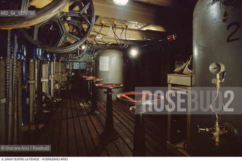Caption: Nome: ..GRAN TEATRO LA FENICE..Descrizione: ..PALCOSCENICO  / VENEZIA SALA MACCHINE..Credit: ..Graziano Arici/Rosebud2/..Costo: ..A..Nazione: ..ITALIA..Città: ..VENEZIA..Data: ..1985 c.a.
