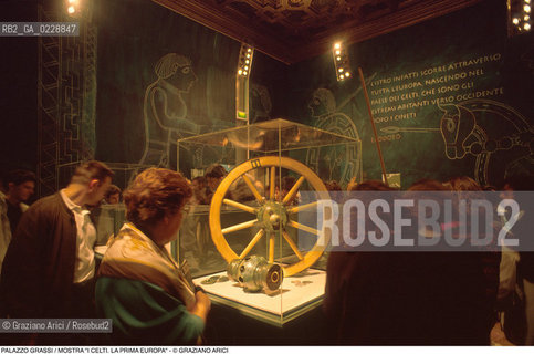 Nome: ..PALAZZO GRASSI..Descrizione: ..MOSTRA I CELTI. LA PRIMA EUROPA..Credit: ..Graziano Arici/Rosebud2 ...Nazione: ..ITALIA..Città: ....Data: ..1991