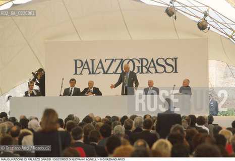 Nome: ..PALAZZO GRASSI..Descrizione: ..INAUGURAZIONE DI PALAZZO GRASSI / DISCORSO DEL PRESIDENTE DELLA FIAT GIOVANNI AGNELLI / CON   IL DIRETTORE DI PALAZZO GRASSI PONTUS HULTEN E FURIO COLOMBO..Credit: ..Graziano Arici/Rosebud2 ...Nazione: ..ITALIA..Città: ....Data: ..1986
