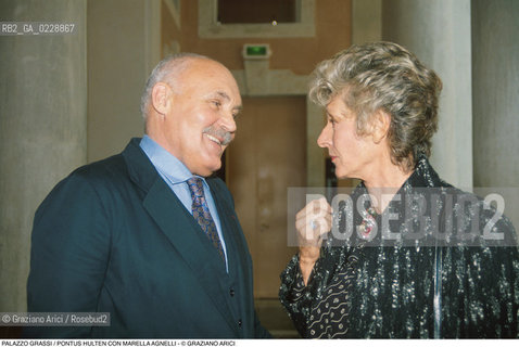 Nome: ..PALAZZO GRASSI..Descrizione: ..IL DIRETTORE DI PALAZZO GRASSI PONTUS HULTEN CON MARELLA AGNELLI..Credit: ..Graziano Arici/Rosebud2 ...Nazione: ..ITALIA..Città: ....Data: ..1989