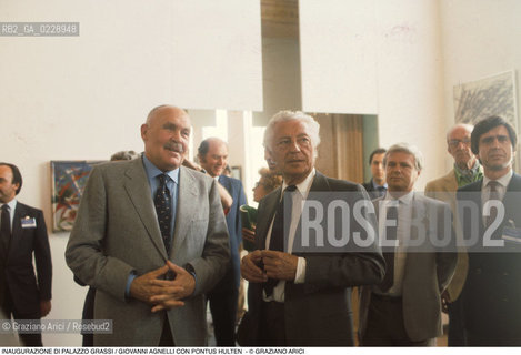Nome: ..PALAZZO GRASSI..Descrizione: ..INAUGURAZIONE DI PALAZZO GRASSI / IL PRESIDENTE DELLA FIAT GIOVANNI AGNELLI CON IL DIRETTORE DI PALAZZO GRASSI PONTUS HULTEN..Credit: ..Graziano Arici/Rosebud2 ...Nazione: ..ITALIA..Città: ....Data: ..1986