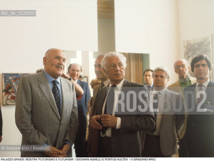 Nome: ..PALAZZO GRASSI..Descrizione: ..MOSTRA FUTURISMO E FUTURISMI / IL PRESIDENTE DELLA FIAT GIOVANNI AGNELLI E IL DIRETTORE DI PALAZZO GRASSI PONTUS HULTEN..Credit: ..Graziano Arici/Rosebud2 ...Nazione: ..ITALIA..Città: ....Data: ..1986
