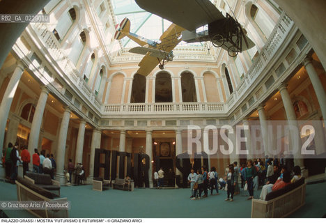 Nome: ..PALAZZO GRASSI..Descrizione: ..MOSTRA FUTURISMO E FUTURISMI ..Credit: ..Graziano Arici/Rosebud2 ...Nazione: ..ITALIA..Città: ....Data: ..1986