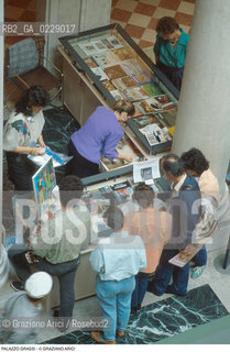 Nome: ..PALAZZO GRASSI..Descrizione: ..MOSTRA FUTURISMO E FUTURISMI / BOOK SHOP..Credit: ..Graziano Arici/Rosebud2 ...Nazione: ..ITALIA..Città: ....Data: ..1986