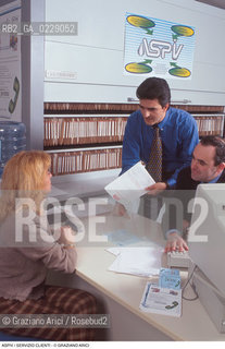 Nome: ..ASPIV..Descrizione: ..SERVIZIO CLIENTI..Credit: ..Graziano Arici/Rosebud2 ...Nazione: ..ITALIA..Città: ....Data: ..1998