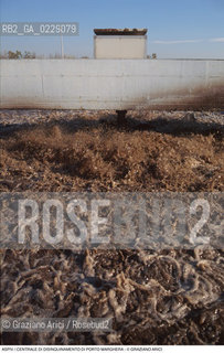 Nome: ..ASPIV..Descrizione: ..CENTRALE DI DISINQUINAMENTO DI PORTO MARGHERA..Credit: ..Graziano Arici/Rosebud2 ...Nazione: ..ITALIA..Città: ....Data: ..1998