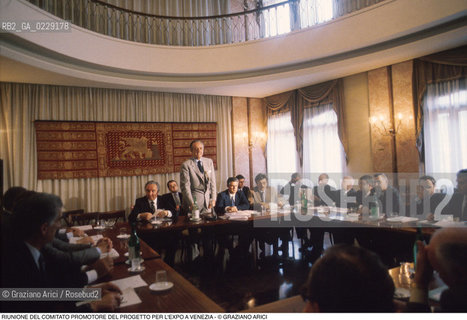 Caption: Caption: Nome: ..NO EXPO..Descrizione: ..RIUNIONE DEL COMITATO PROMOTORE DEL PROGETTO PER LEXPO A VENEZIA ..Credit: ..Graziano Arici/Rosebud2 .Costo: ....Nazione: ..ITALIA..Città: ....Data: ..1989..