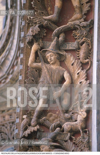 Nome: ..BASILICA DI SAN MARCO ..Descrizione: ..RESTAURO DELLA FACCIATA  ..Credit: ..Graziano Arici/Rosebud2 .Costo: ....Nazione: ..ITALIA..Città: ..VENEZIA..Data: ..199O....