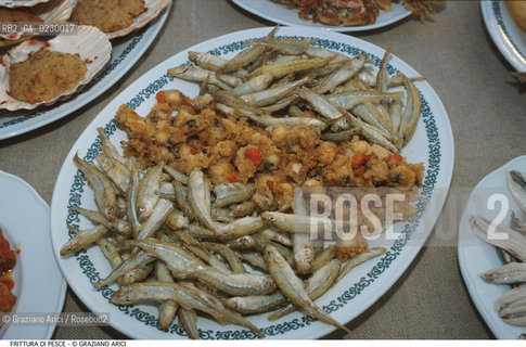 Nome: ..FRITTURA DI PESCE..Descrizione: ..GASTRONOMIA CIBO  / SARDINE E CANESTRELLI ..Credit: ..Graziano Arici/Rosebud2/..Costo: ..A..Nazione: ....Città: ....Data: ..2000