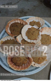 Nome: ..CAPE SANTE GRATINATE..Descrizione: ..GASTRONOMIA CIBO  PESCE / CONCHIGLIE..Credit: ..Graziano Arici/Rosebud2/..Costo: ..A..Nazione: ....Città: ....Data: ..2000