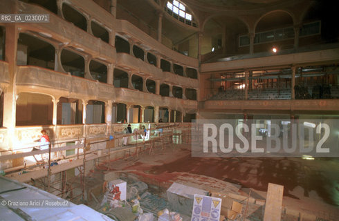 Nome: ..RESTAURO DEL TEATRO MALIBRAN..Descrizione: ..SALA..Credit: ..Graziano Arici/Rosebud2 .Costo: ..A..Nazione: ....Città: ..VENEZIA..VENICE..Data: ..29/01/01