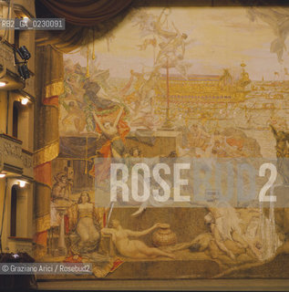 Nome: ..IL TEATRO MALIBRAN PRIMA DEL RESTAURO..SIPARIO..Descrizione: ..SALA..Credit: ..Graziano Arici/Rosebud2 .Costo: ..A..Nazione: ....Città: ..VENEZIA..VENICE..Data: ..1986