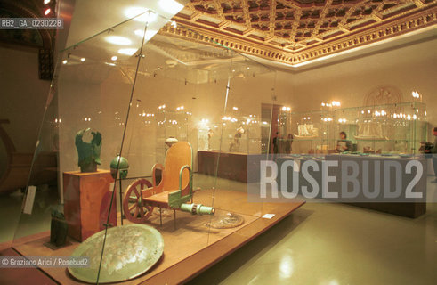 ARTE / UNA SALA DELLA MOSTRA GLI ETRUSCHI A PALAZZO GRASSI / 2000 - ©Graziano Arici/Rosebud2