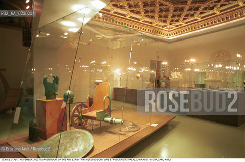 ARTE / UNA SALA DELLA MOSTRA GLI ETRUSCHI A PALAZZO GRASSI / 2000 - ©Graziano Arici/Rosebud2